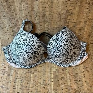 Victoria’s Secret Body by Victoria Push Up Bra